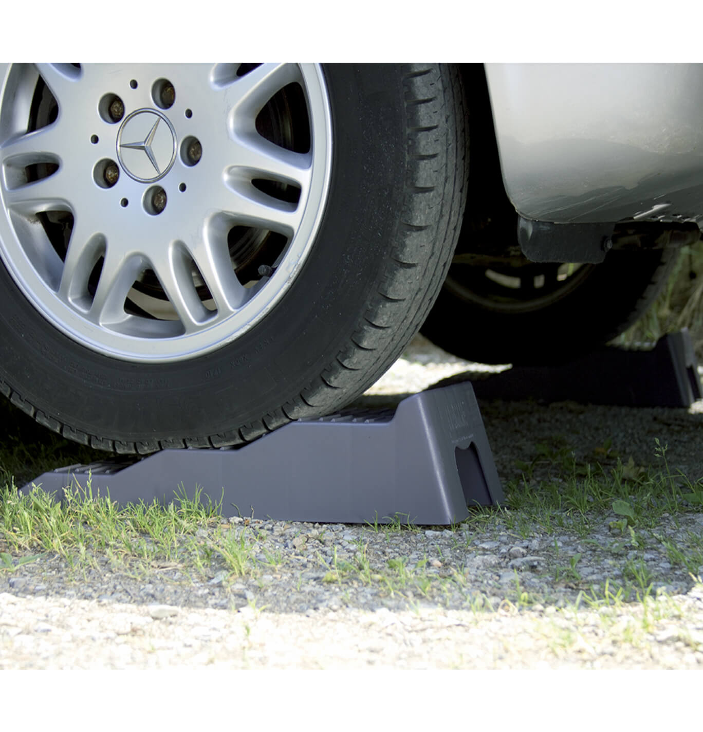 Fiamma Level Up Stepped Levelling Wheel Ramps | 97901-038 Image