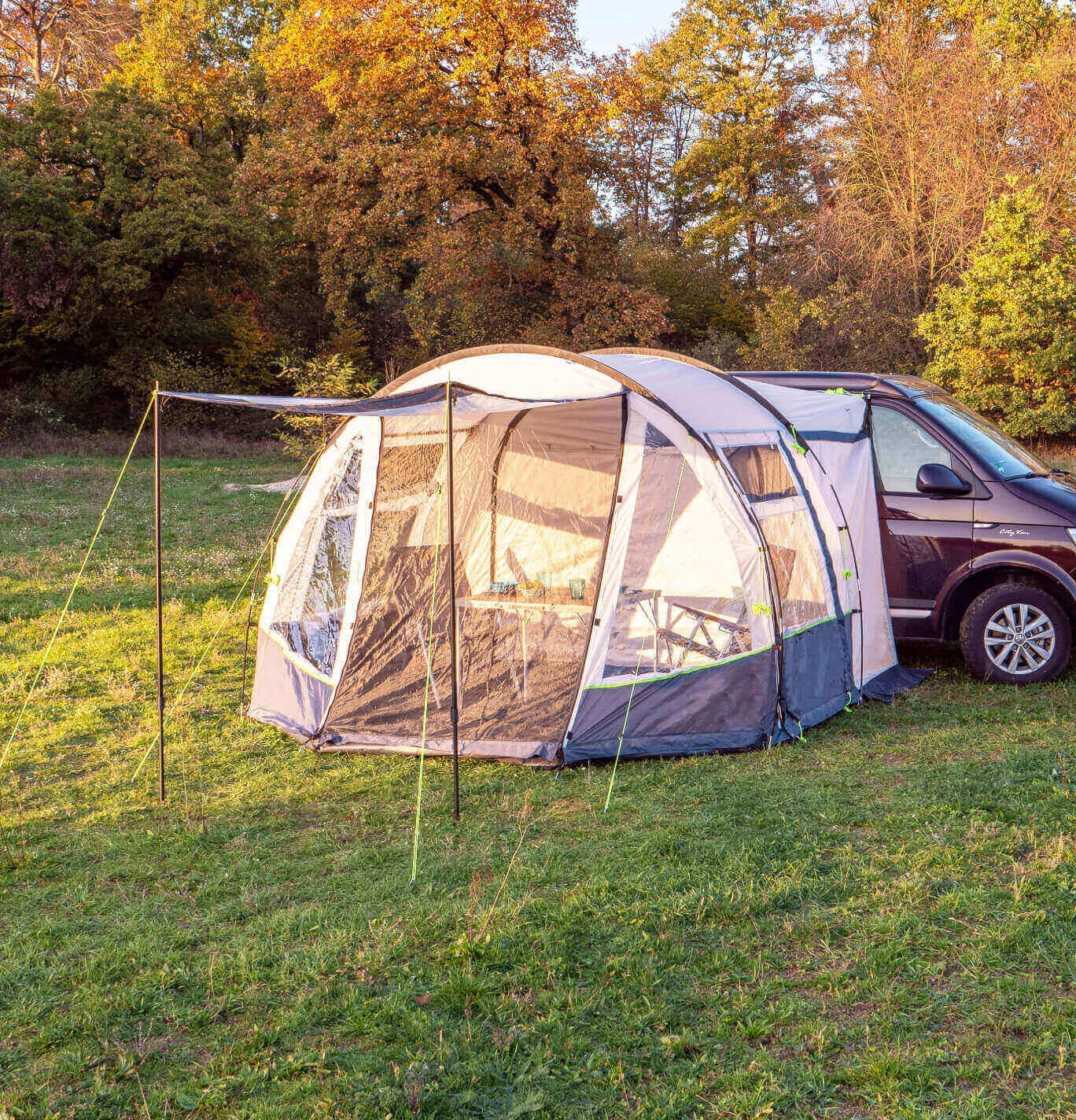 Reimo Tour Easy 4 Drive Away Awning, Inner Tent & Carpet Bundle Image