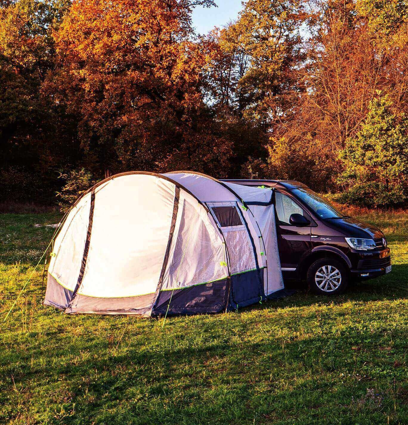 Reimo Tour Easy 4 Drive Away Awning attached to the VW camper