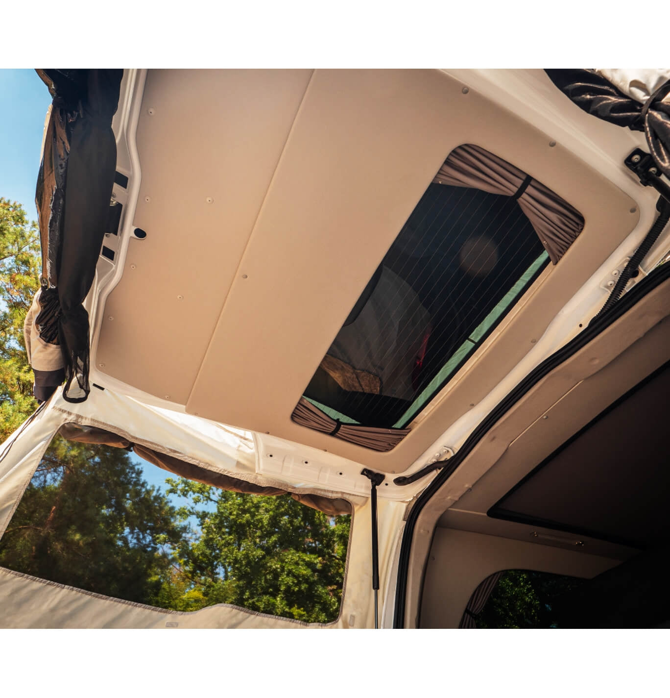 Reimo Update Premium Cabin Tailgate Tent For Mercedes Vito 2015+ Image